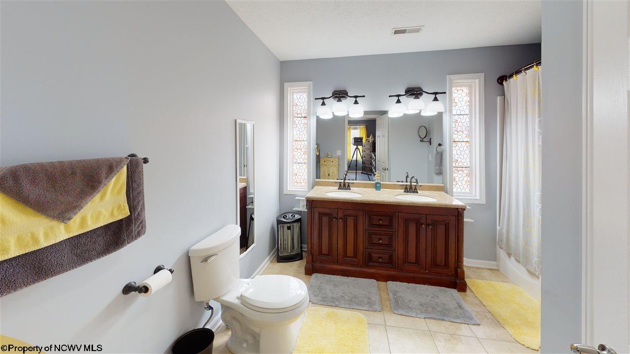 2386 Goose Run Road Fairmont, WV 26554 - Photo 10 of 18 Gallery Image 10
