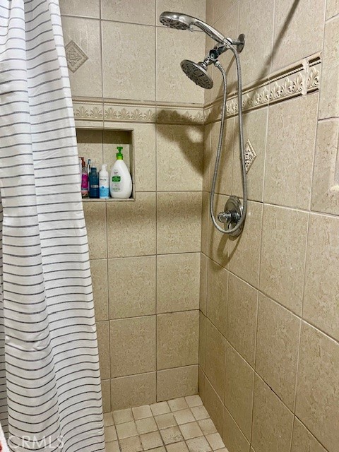 25729 Tournament Road Valencia, CA 91355 - Photo 20 of 29 a bathroom with a shower