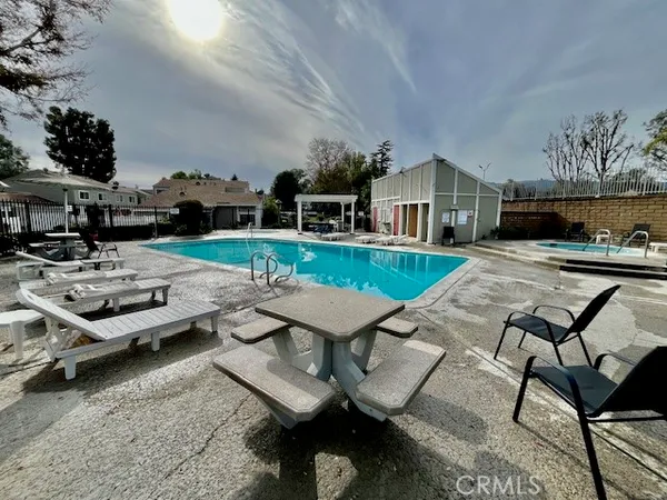 $589,900 | 25729 Tournament Road, Valencia, CA 91355