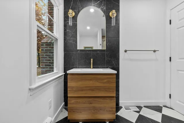 $1,495,000 | 143 Peakham Road, Sudbury, MA 01776