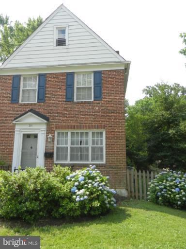 201 Overbrook Road Baltimore, MD 21212 - Photo 2 of 2 a front view of a house with garden