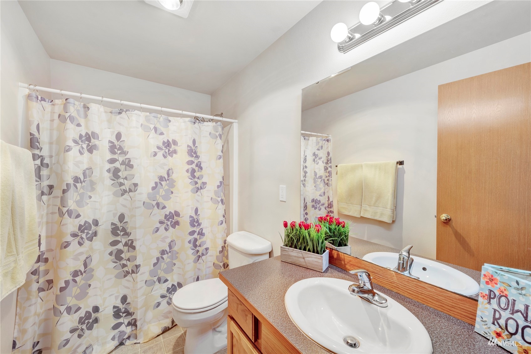 6783 Holst Road Clinton, WA 98236 - Photo 19 of 27 Gallery Image 19