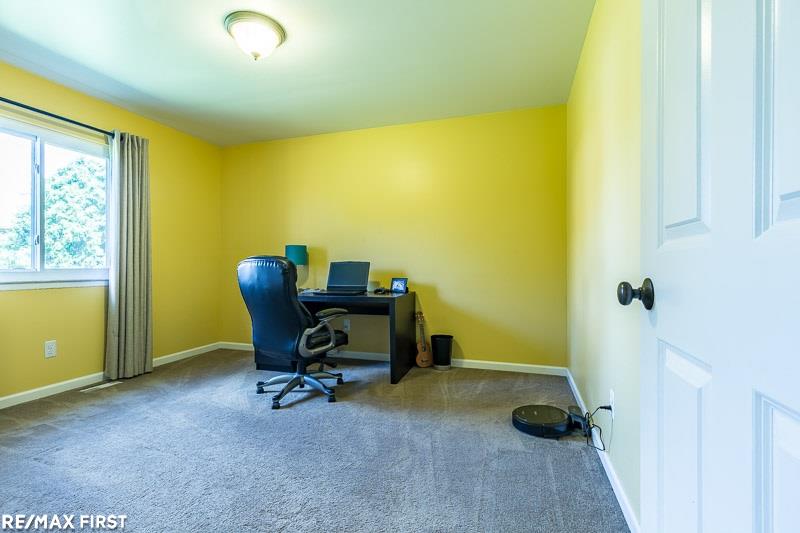 2096 Winchester Road Rochester Hills, MI 48307 - Photo 17 of 49