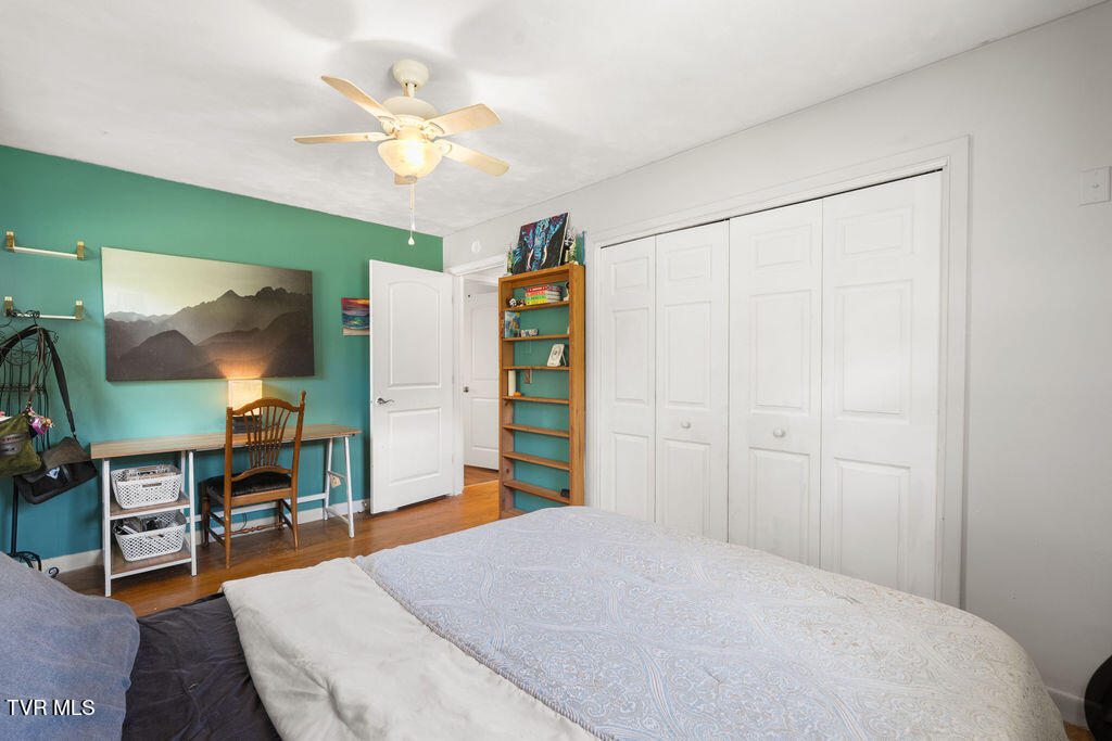 2040 Warrensburg Road Greeneville, TN 37743 - Photo 21 of 39 Bedroom 3