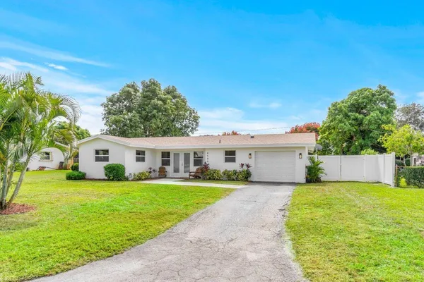 $3,700 | 4586 Ellwood Drive, Delray Beach, FL 33445