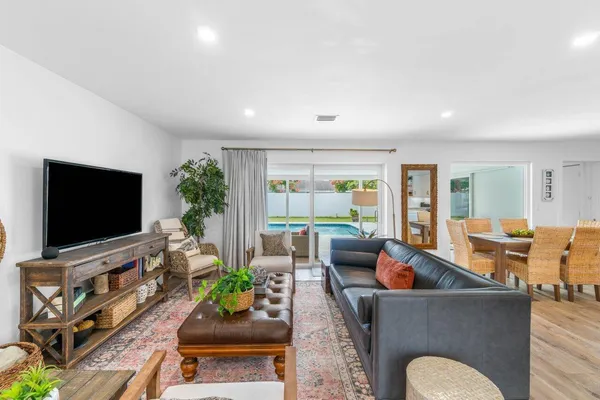 $3,700 | 4586 Ellwood Drive, Delray Beach, FL 33445