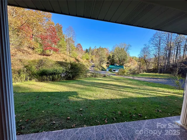 a view of a big yard with a big yard