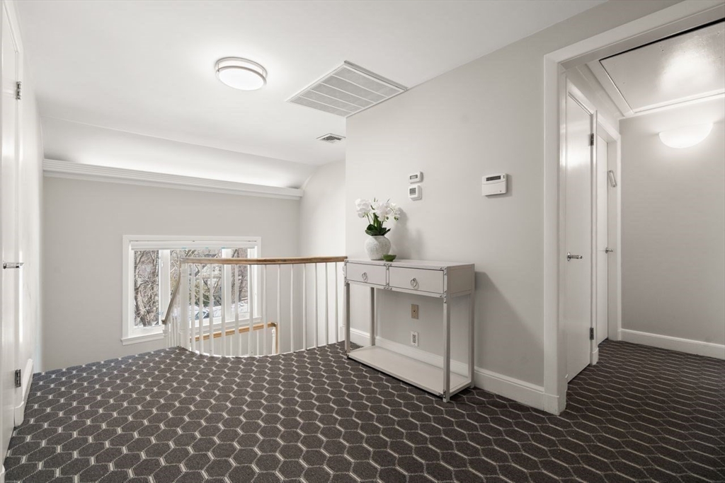 52 Clinton Road Brookline, MA 02445 - Photo 15 of 38