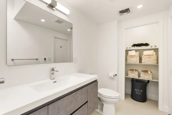 $3,258,000 | 52 Clinton Road, Brookline, MA 02445