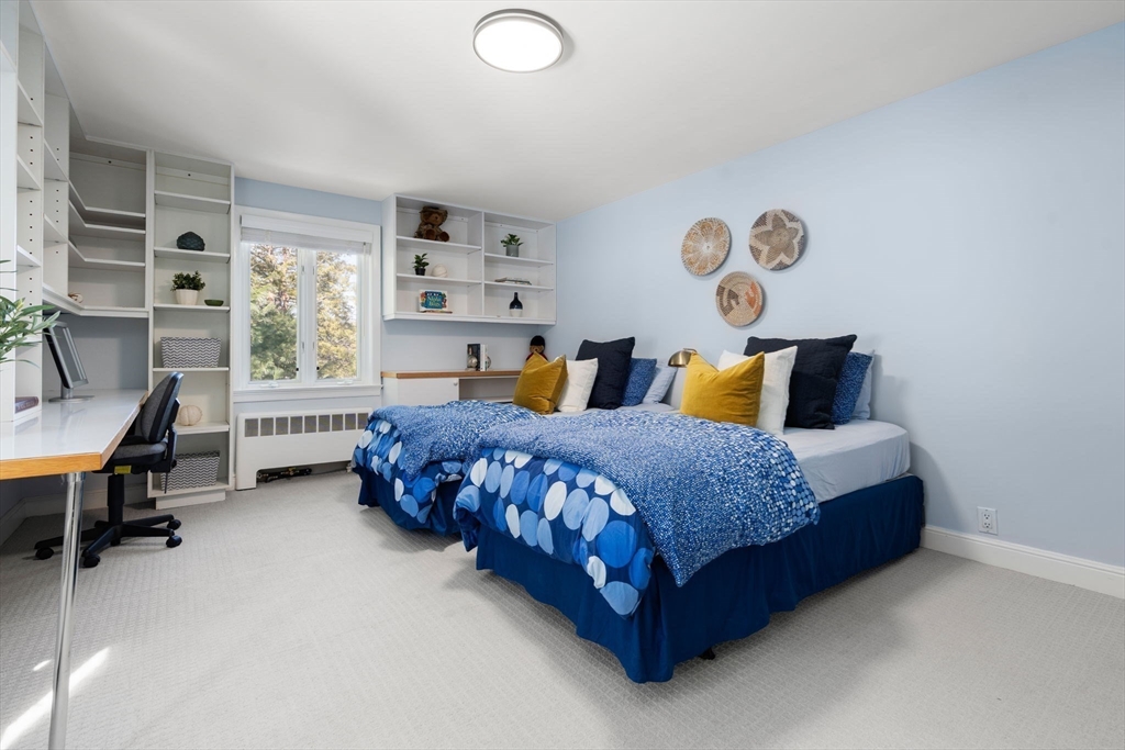 52 Clinton Road Brookline, MA 02445 - Photo 20 of 38