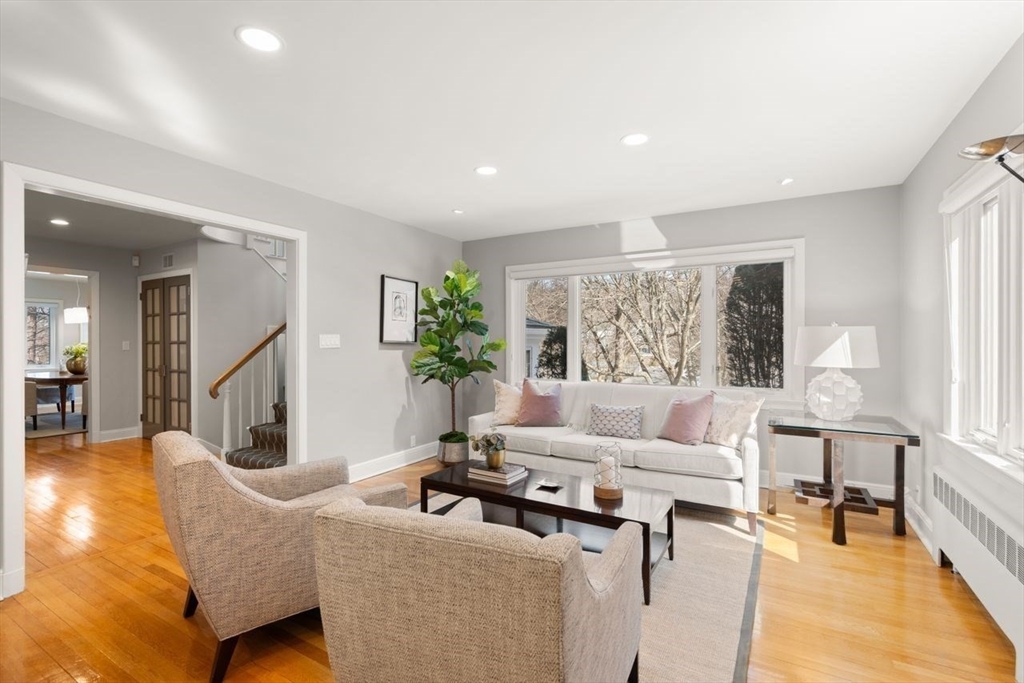 52 Clinton Road Brookline, MA 02445 - Photo 3 of 38