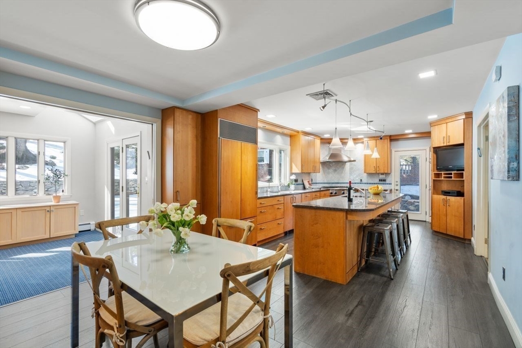 52 Clinton Road Brookline, MA 02445 - Photo 9 of 38