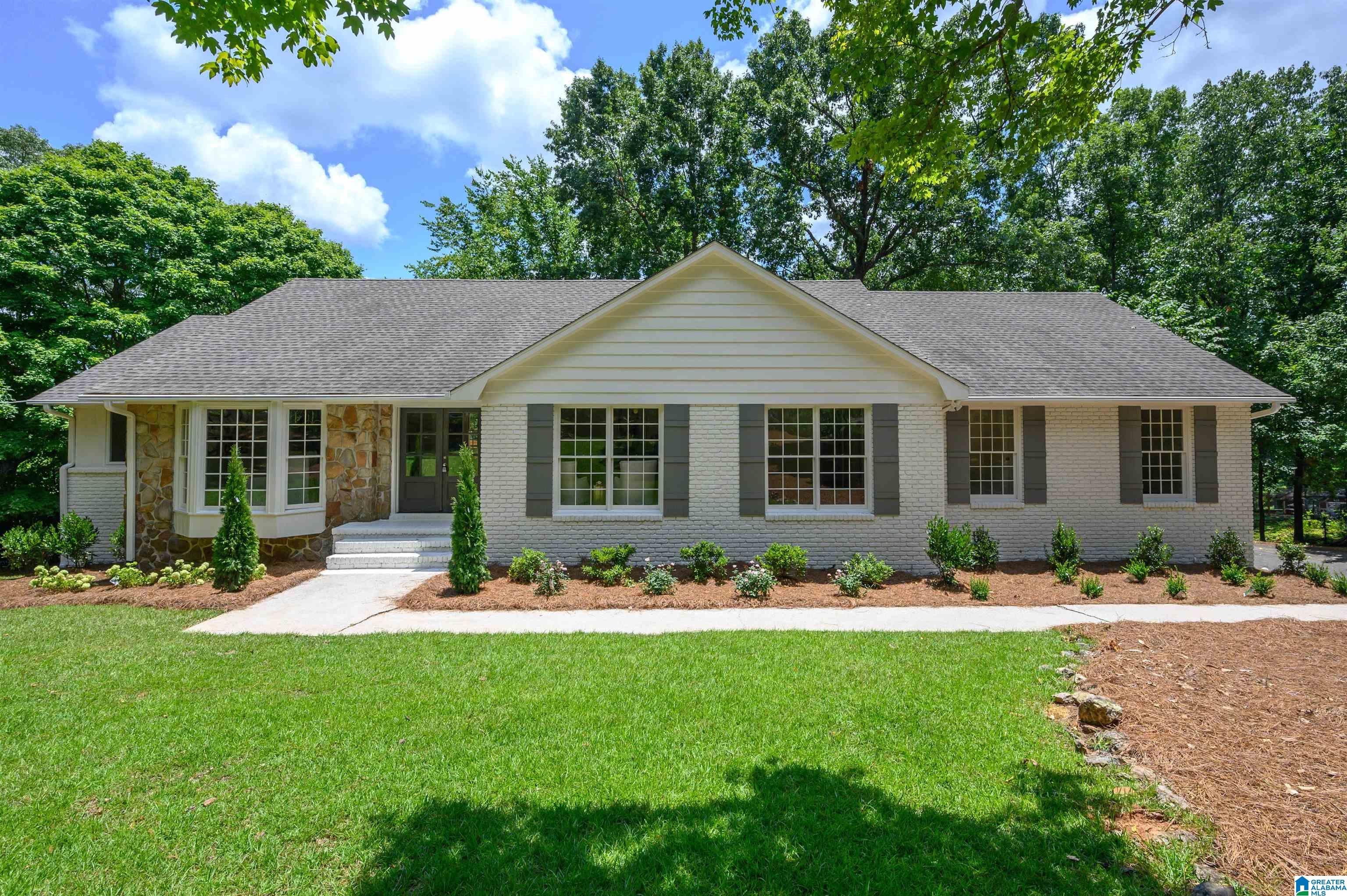 371 Highgate Hill Pelham, AL 35124 - Photo 1 of 48