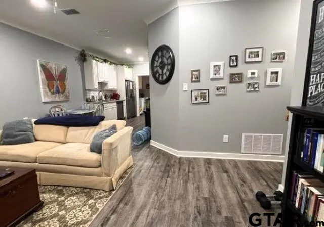 $1,400 | 20335 FM 2493, Unit C, Bullard, TX 75757