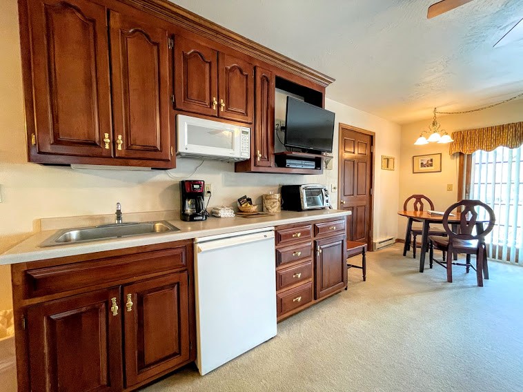 8151 Ridges Road, Unit 11B Baileys Harbor, WI 54202 - Photo 13 of 26 Kitchen area