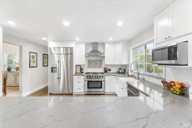 $1,525,000 | 10465 Pelham Drive, Windsor, CA 95492