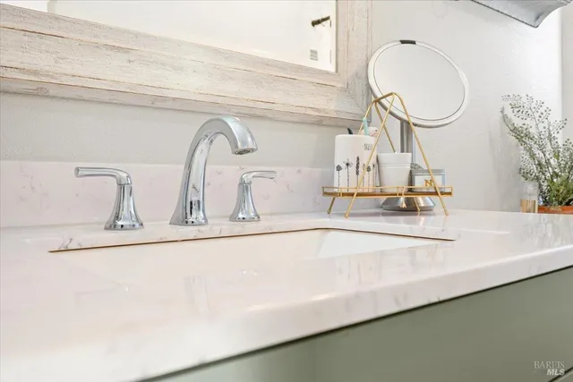 $1,525,000 | 10465 Pelham Drive, Windsor, CA 95492