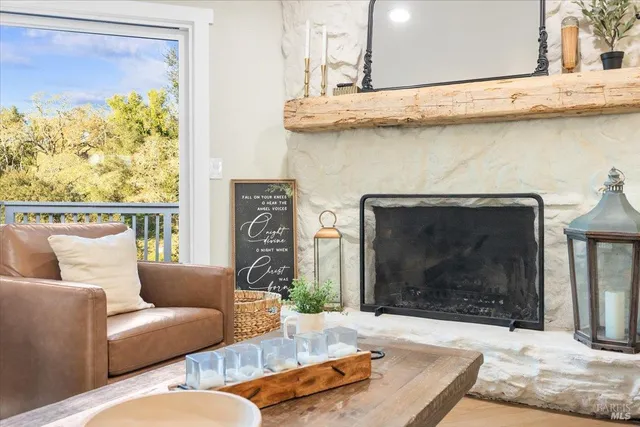 $1,525,000 | 10465 Pelham Drive, Windsor, CA 95492