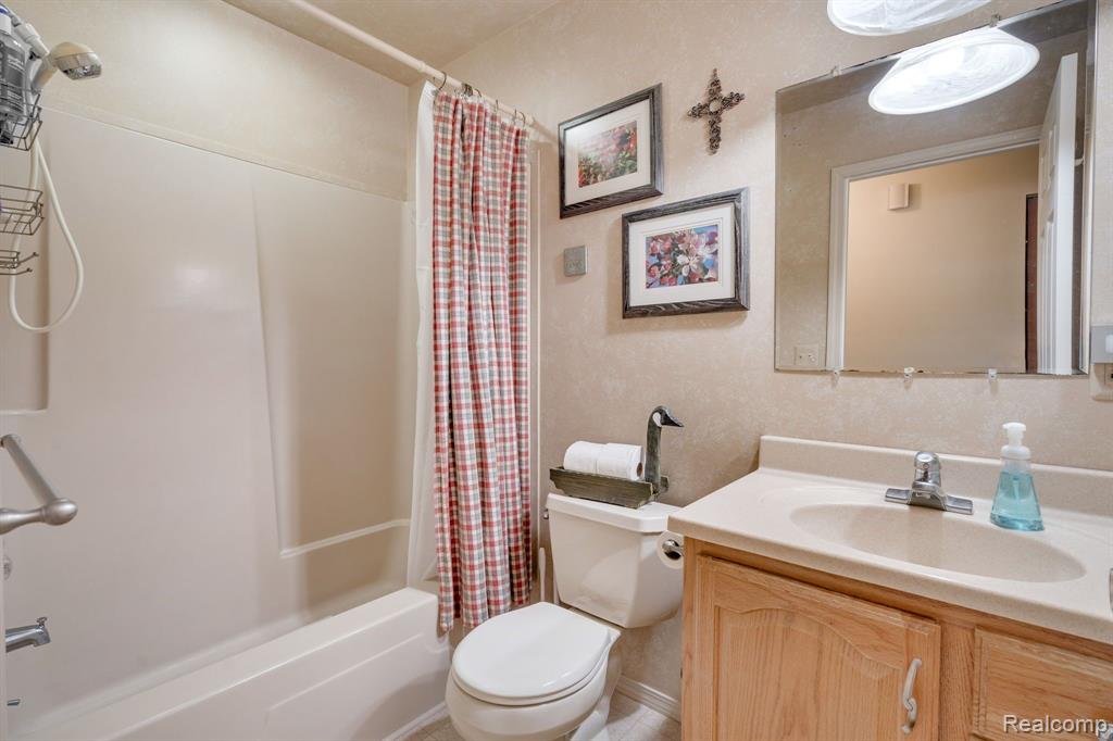 4081 Calkins Road Dryden, MI 48428 - Photo 20 of 44