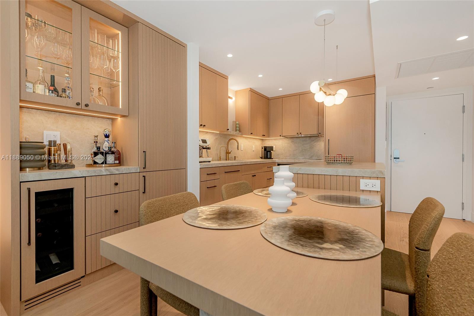 2301 Collins Avenue, Unit 1527 Miami Beach, FL 33139 - Photo 20 of 52