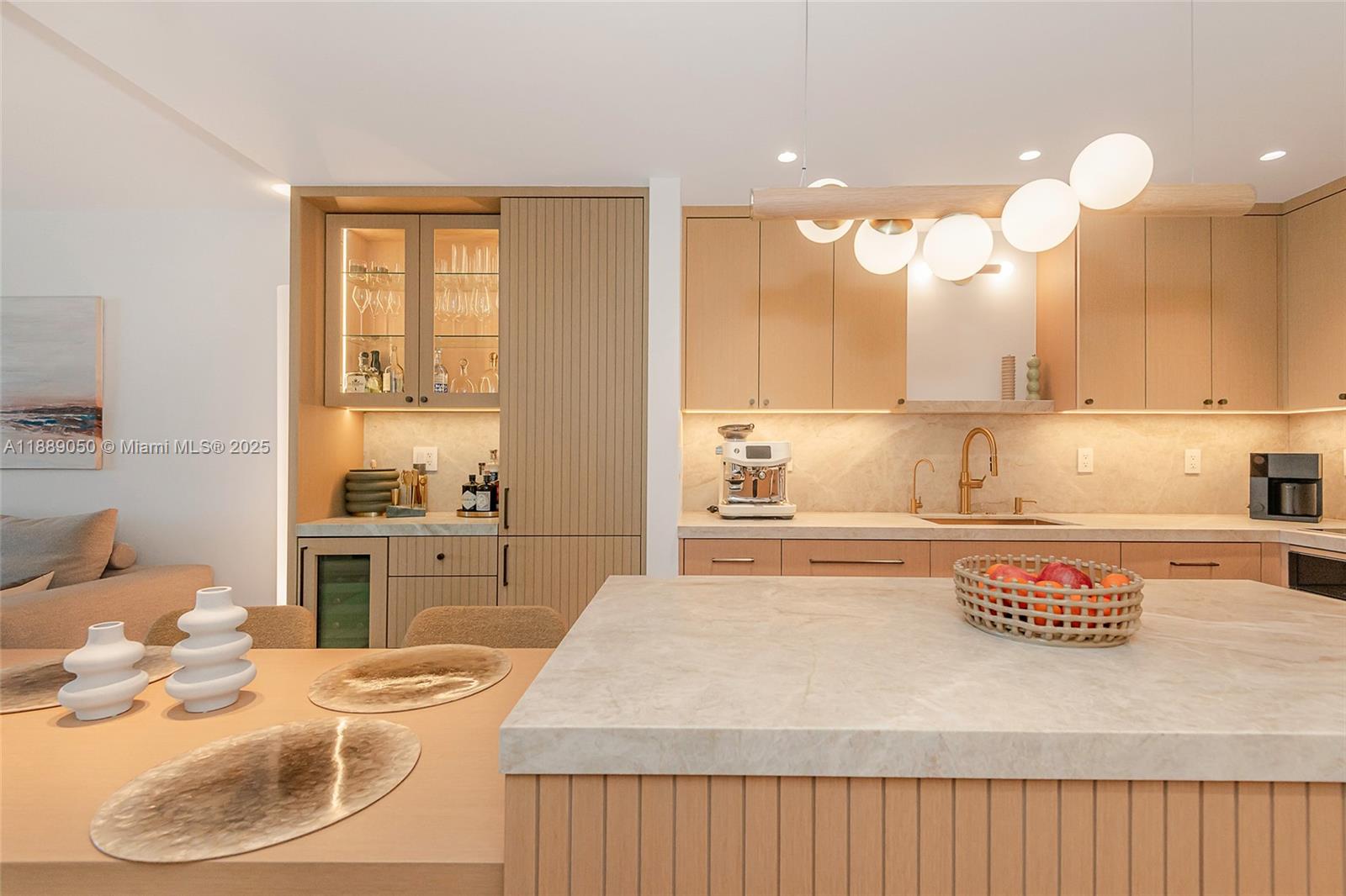 2301 Collins Avenue, Unit 1527 Miami Beach, FL 33139 - Photo 22 of 52