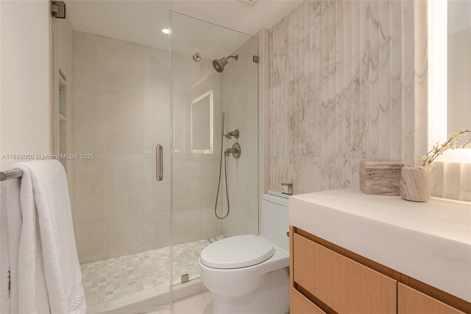 2301 Collins Avenue, Unit 1527 Miami Beach, FL 33139 - Photo 28 of 52