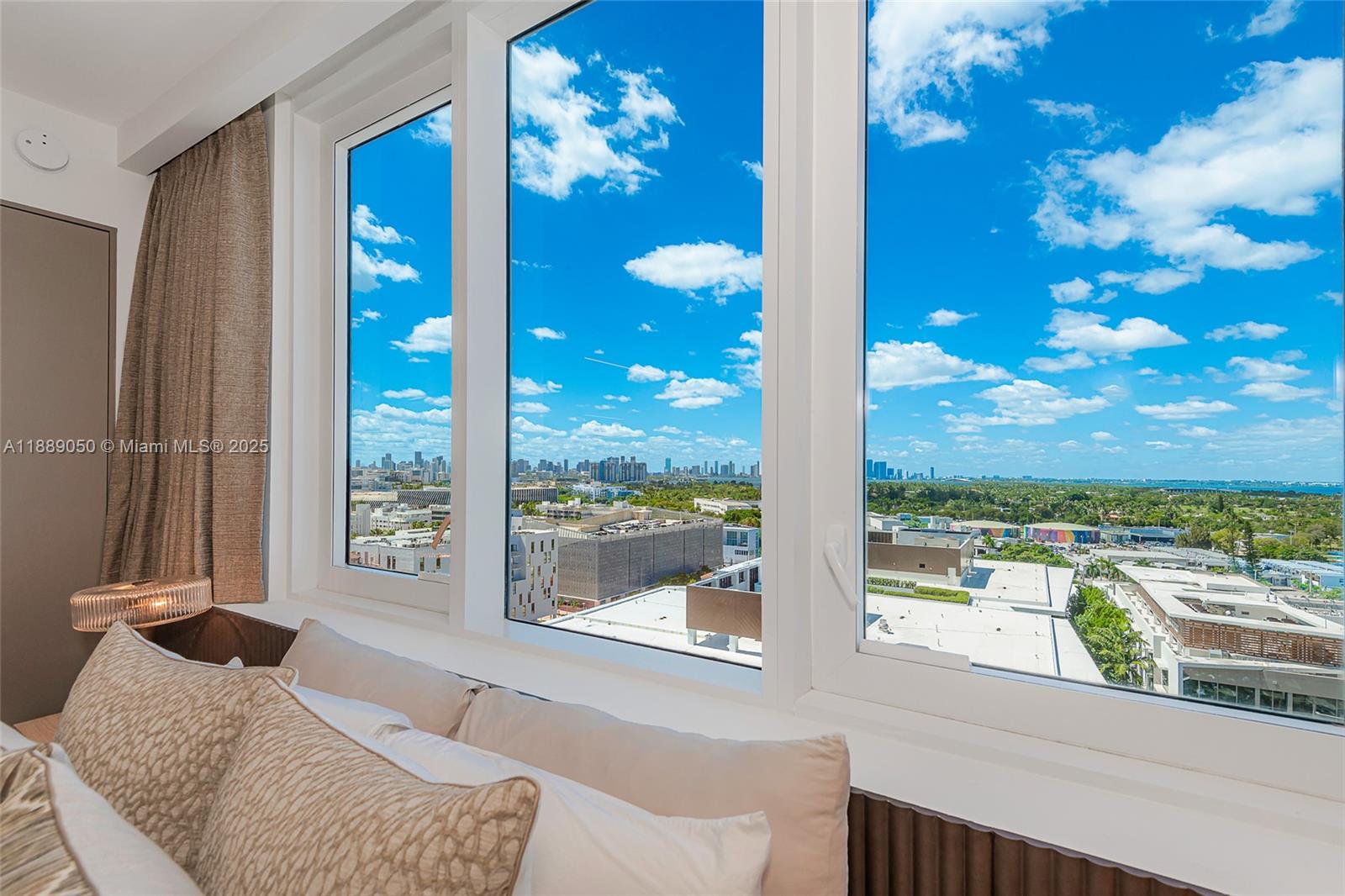 2301 Collins Avenue, Unit 1527 Miami Beach, FL 33139 - Photo 32 of 52