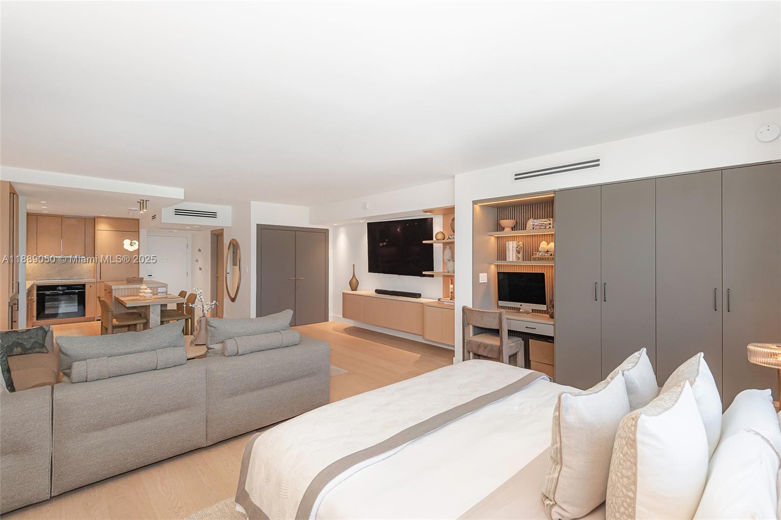 2301 Collins Avenue, Unit 1527 Miami Beach, FL 33139 - Photo 7 of 52