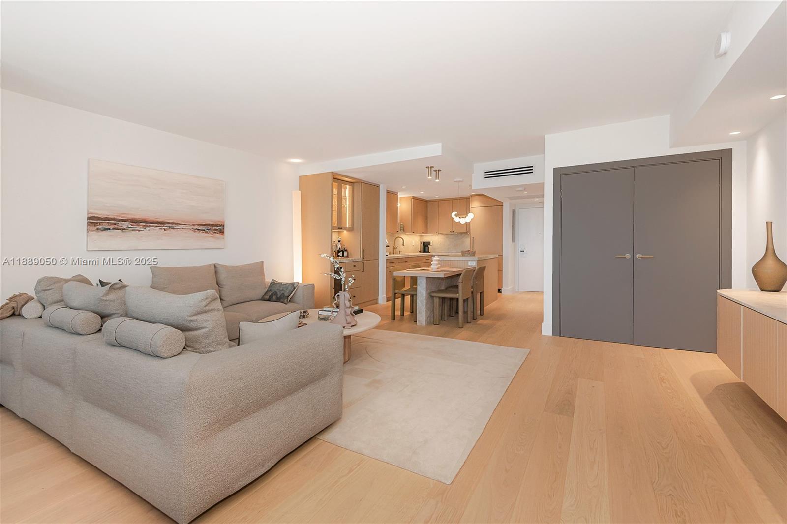 2301 Collins Avenue, Unit 1527 Miami Beach, FL 33139 - Photo 9 of 52