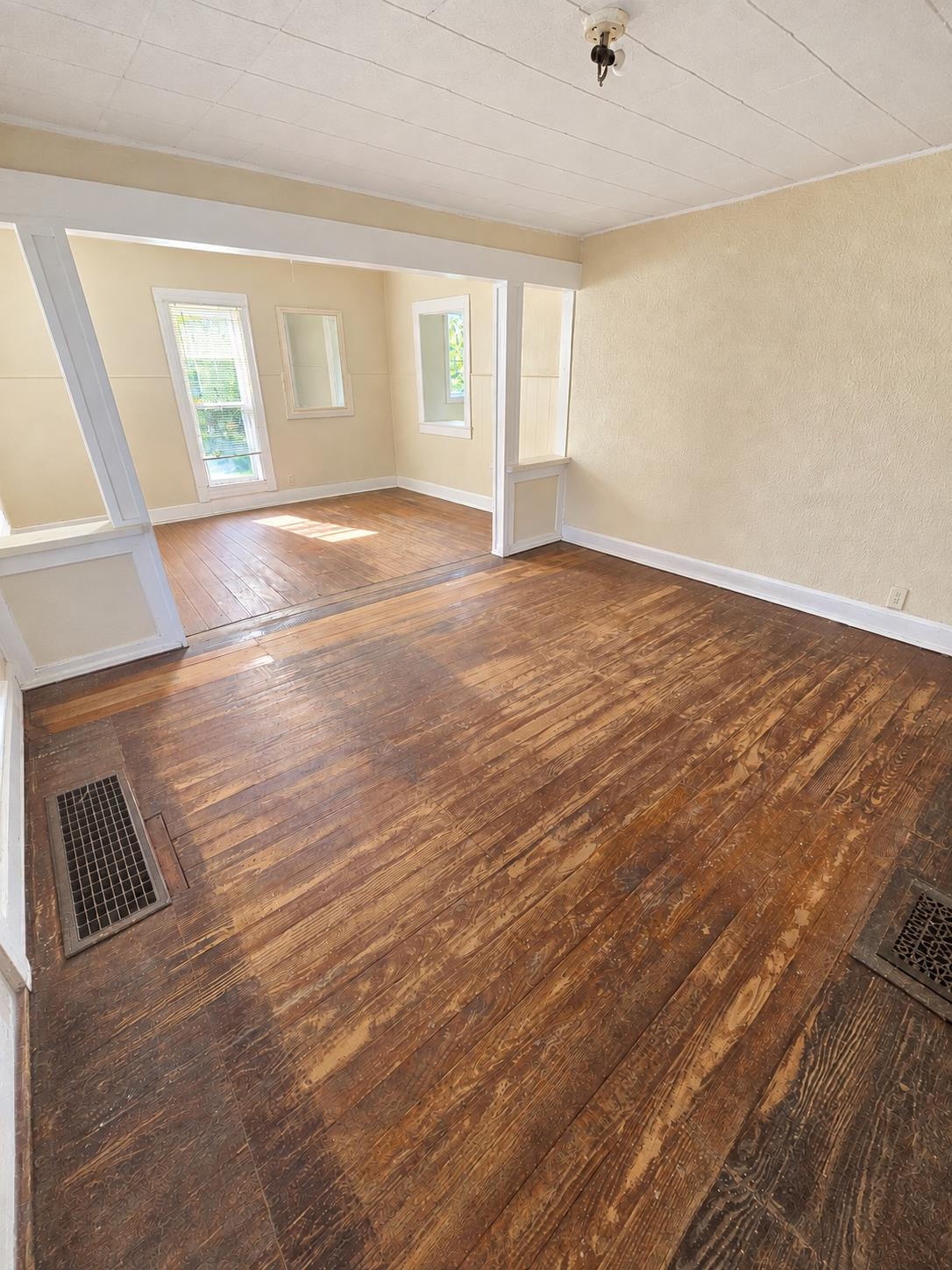 321 Ely Street Alma, MI 48801 - Photo 13 of 21 1950481-d65ff3c6-e853-492e-9bf6-f8ec792e5be7.JPG