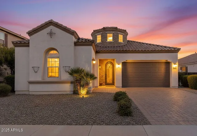 $800,000 | 4306 East Yellowstone Place, Chandler, AZ 85249