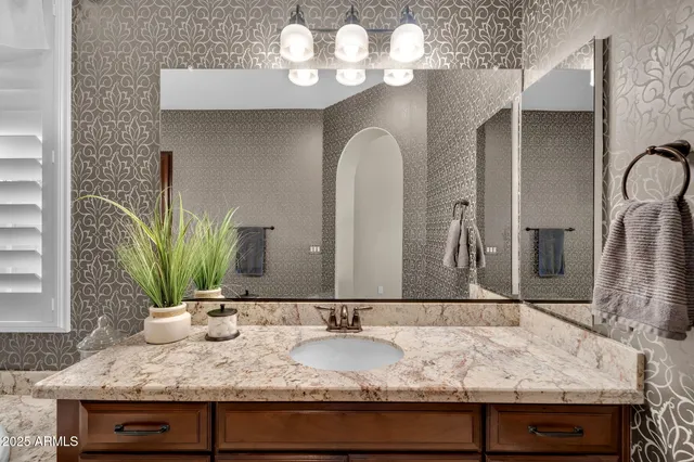 $800,000 | 4306 East Yellowstone Place, Chandler, AZ 85249