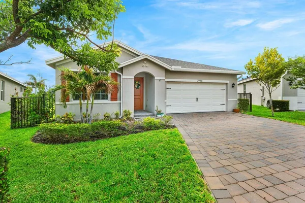 $3,100 | 2770 Northeast Breezeway Circle, Jensen Beach, FL 34957