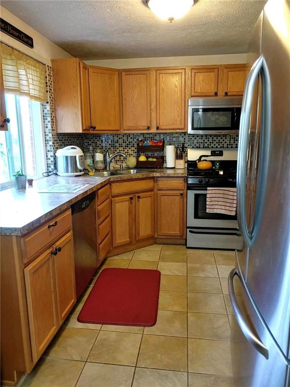 629 Snowball Road Monroeville, PA 15146 - Photo 5 of 24 Gallery Image 5