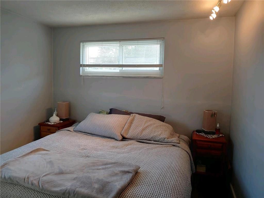 629 Snowball Road Monroeville, PA 15146 - Photo 8 of 24 Master