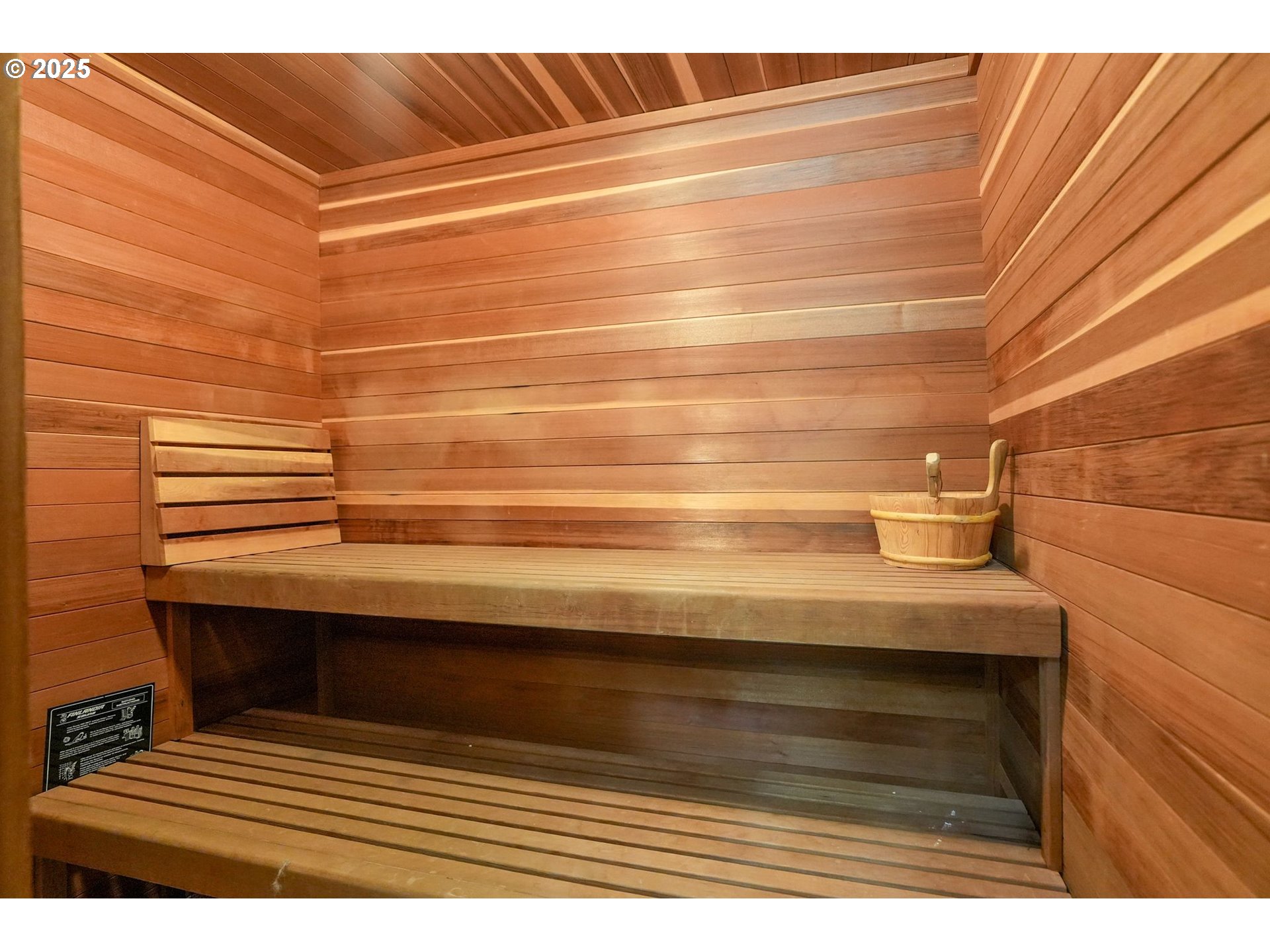 503 Southwest Mistmaiden Court Sublimity, OR 97385 - Photo 40 of 47 a view of a small space