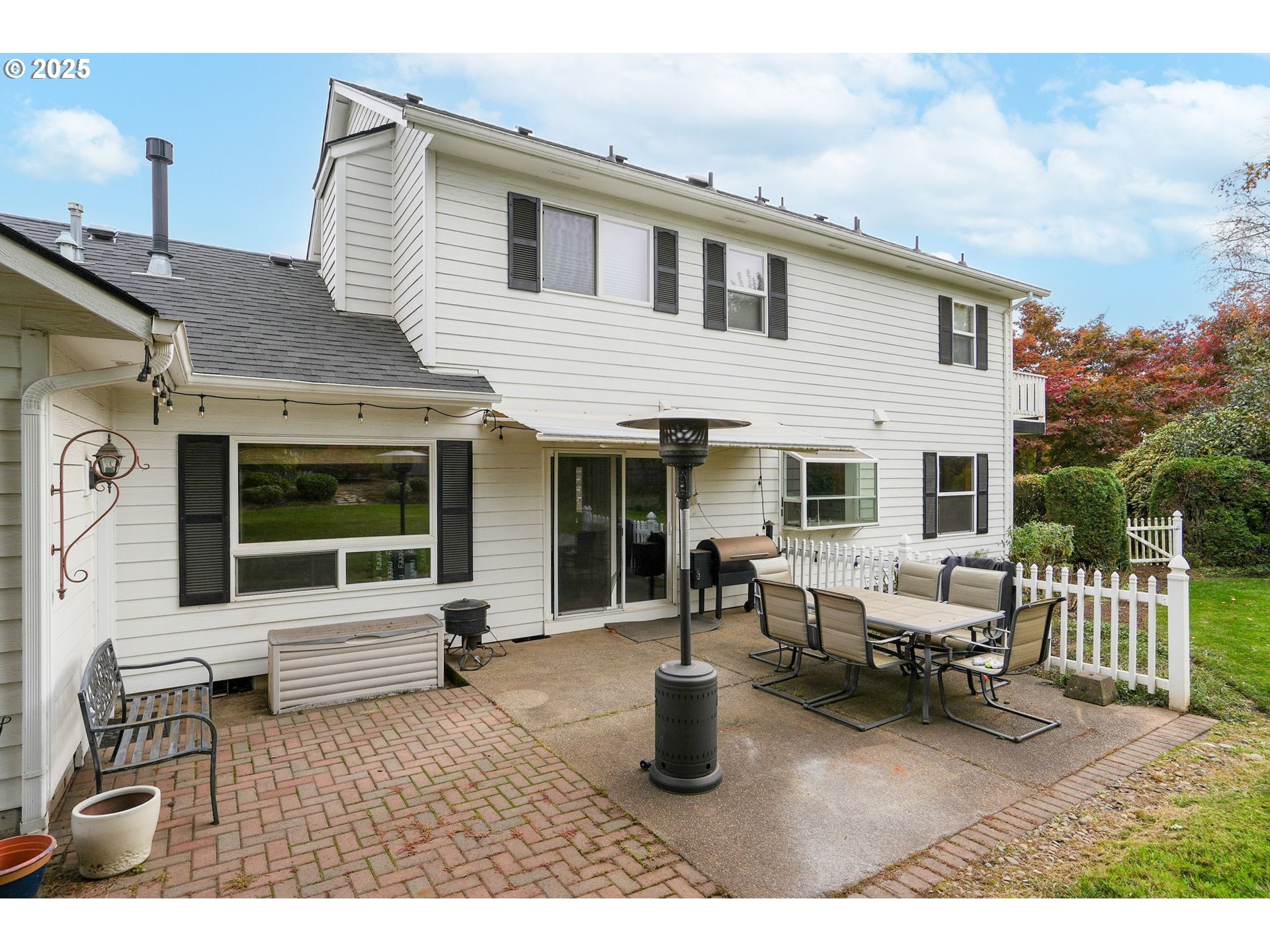 503 Southwest Mistmaiden Court Sublimity, OR 97385 - Photo 43 of 47 a view of a house with a patio