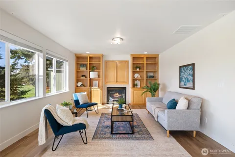 $949,000 | 2255 North Aviator Lane, Oak Harbor, WA 98277