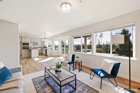 $949,000 | 2255 North Aviator Lane, Oak Harbor, WA 98277