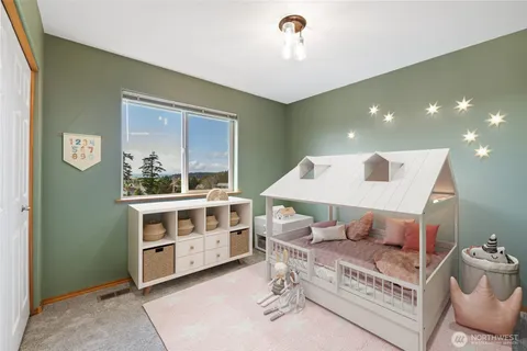 $949,000 | 2255 North Aviator Lane, Oak Harbor, WA 98277