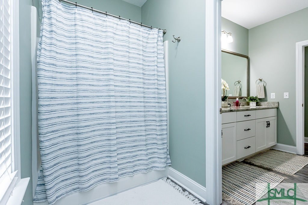 202 Lennox Place Rincon, GA 31326 - Photo 33 of 47 Guest bath with separate shower area.