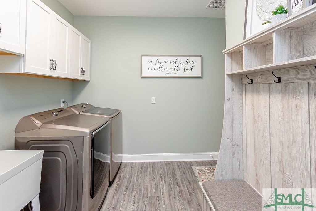 202 Lennox Place Rincon, GA 31326 - Photo 37 of 47 Laundry with drop zone, utility sink and plenty of