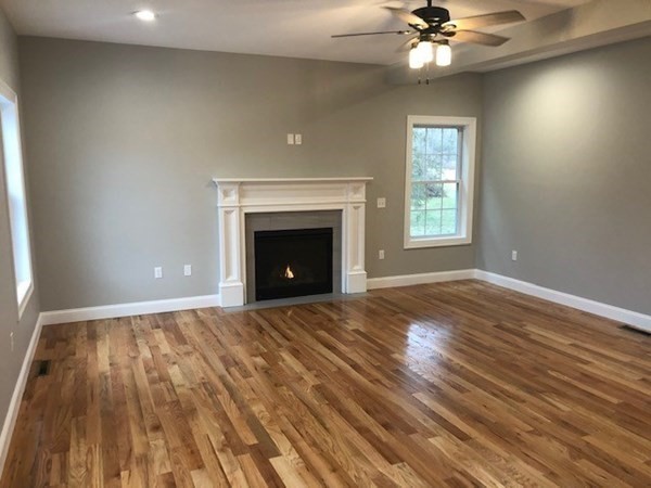165 Canterbury Road Springfield, MA 01118 - Photo 3 of 21