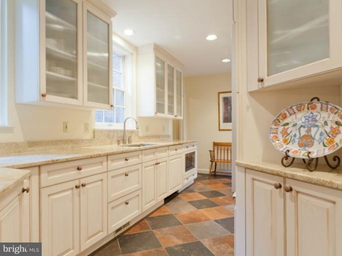 7607 Glendale Road Chevy Chase, MD 20815 - Photo 17 of 19 Kitchen