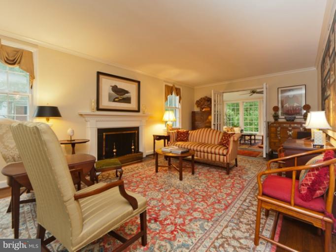 7607 Glendale Road Chevy Chase, MD 20815 - Photo 5 of 19 Living Room