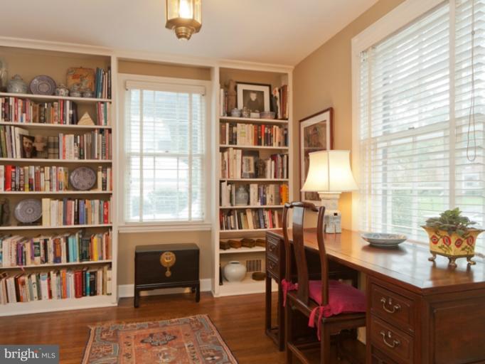 7607 Glendale Road Chevy Chase, MD 20815 - Photo 7 of 19 Interior (General)