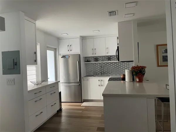 $279,900 | 600 Northeast 2nd Street, Unit 101, Dania Beach, FL 33004
