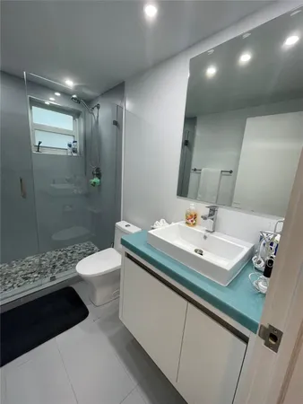 $279,900 | 600 Northeast 2nd Street, Unit 101, Dania Beach, FL 33004
