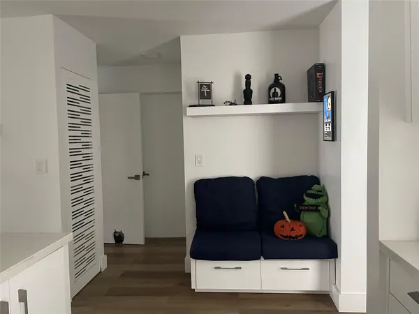 $279,900 | 600 Northeast 2nd Street, Unit 101, Dania Beach, FL 33004