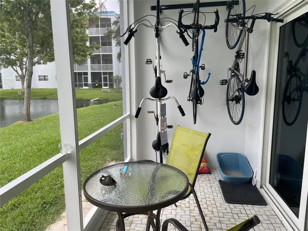 $279,900 | 600 Northeast 2nd Street, Unit 101, Dania Beach, FL 33004